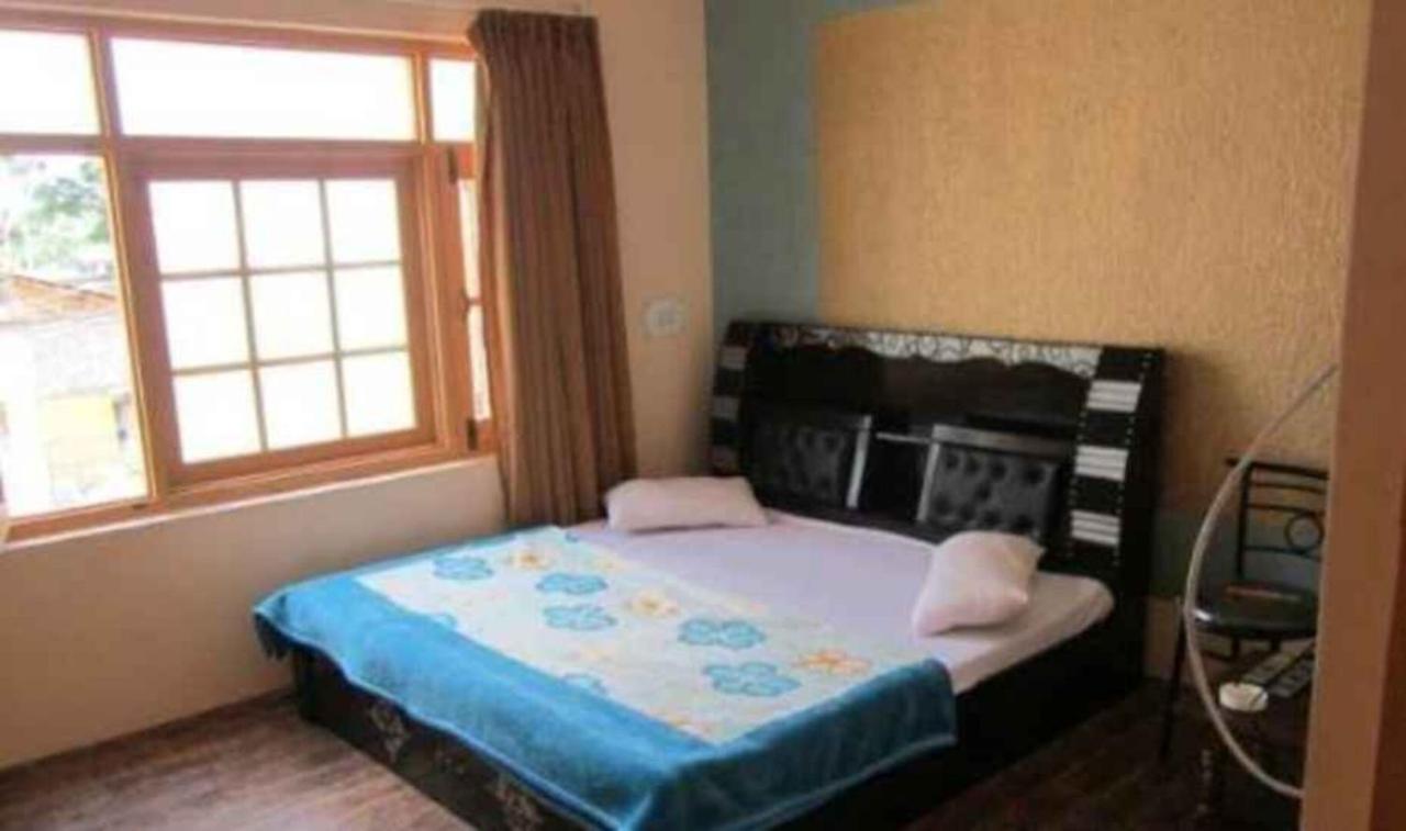 Hotel Grand City Heart Srīnagar エクステリア 写真