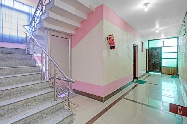 Hotel Grand City Heart Srīnagar エクステリア 写真